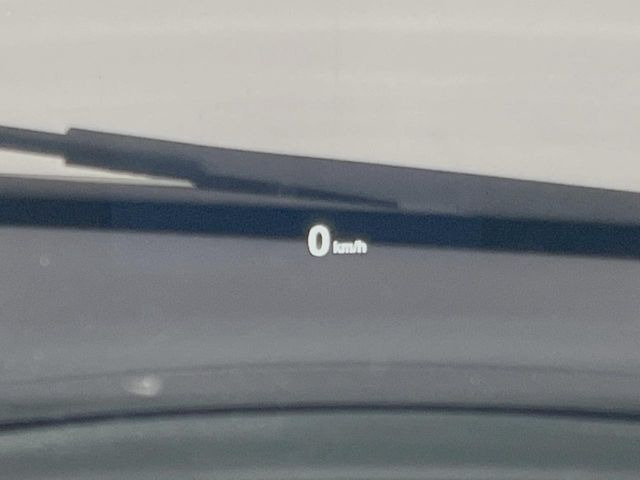 ���w�b�h�A�b�v�f�B�X�v���C:���݂̑��x�⑖�s�����f�W�^���\���ŉ^�]�ȑO���̃K���X�ɓ��e!�^�]���A���������炳���K�v�ȏ����m�F�ł���̂łƂ��Ă��֗��ň��S!