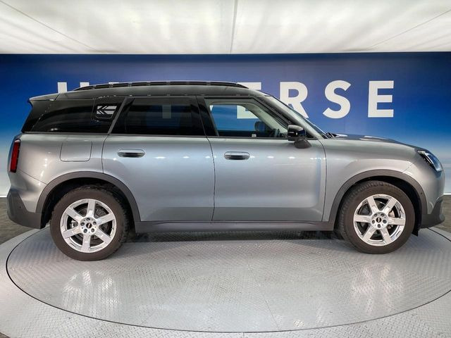 �����X�ł́A�e���[�J�[�̐�p�f�f�e�X�^�[�𓱓��B���Ǝ��i�����e�N�j�J���X�^�b�t���풓���Ă���܂��̂ŁA������̍ۂɂ����S���Ă����p���������܂��B