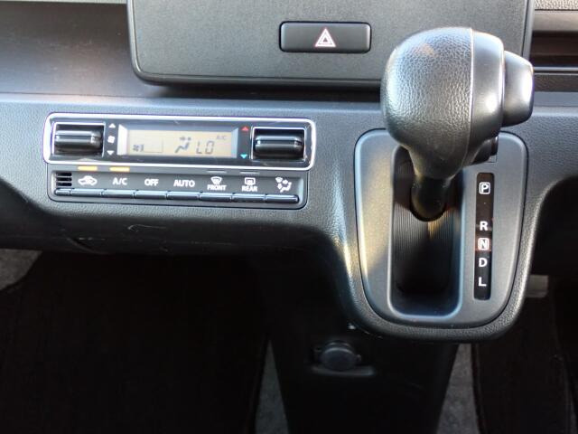 �V�t�g�ƃG�A�R���ł��B�I�[�g�G�A�R�������B���x�ݒ肪�o���āA�������K�ł���B