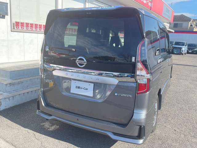 セレナ1.2 e-POWER ハイウェイスターV