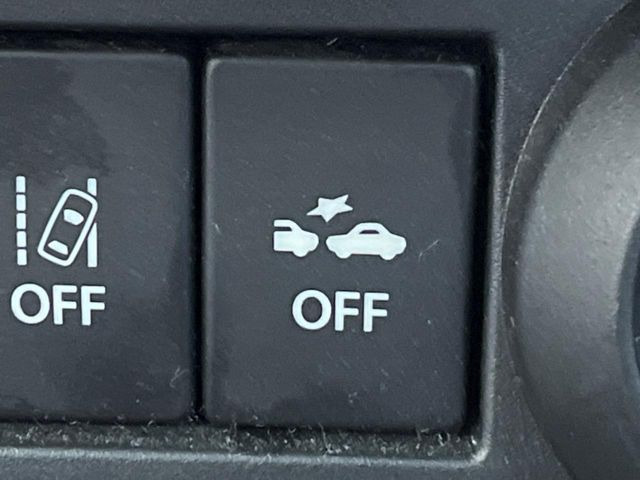 �y�X�Y�L �Z�[�t�e�B�T�|�[�g�z���s���ɑO���̎ԗ�����F�����A�Փ˂������Ȏ��͌x��ƃu���[�L�ŏՓˉ���Ɣ�Q�y�����A�V�X�g�B�����S�Ƀh���C�u�����y���݂��������܂��B