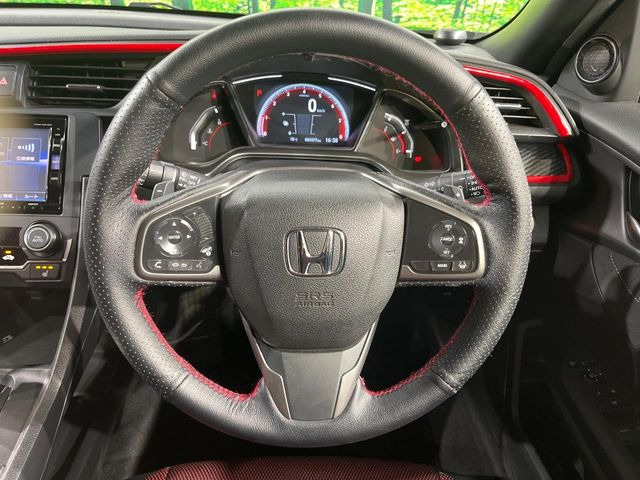 �y�����v�����X�e�A�����O�z�㎿�Ȋv���g�p���邱�ƂŁA��ɂ����������݂ƂĂ��^�]���₷���n���h���ł���