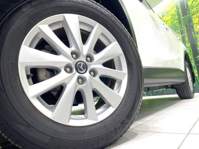 �y����17�C���`�A���~�z�C�[���z�O�ςɃ}�b�`���������A���~�z�C�[���𑕒����Ă���܂��B�e��ЊO�A���~�z�C�[����A�X�^�b�h���X�^�C�����戵�����Ă���܂��B���񂲑��k����������