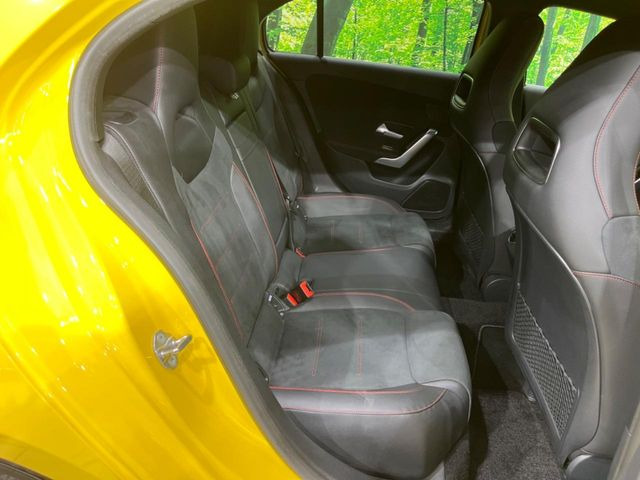 �y�n�[�t���U�[�V�[�g�z�������ƍ���S�n�𗼗������l�C�̃V�[�g���w�ʁE���ʂ̃t�@�u���b�N�f�ނ́A�ʋC���̗ǂ��⊊��ɂ����ɗD��Ă��܂��B�C���╞���ɍ��E���ꂸ���K�ɂ���肢�������܂��B