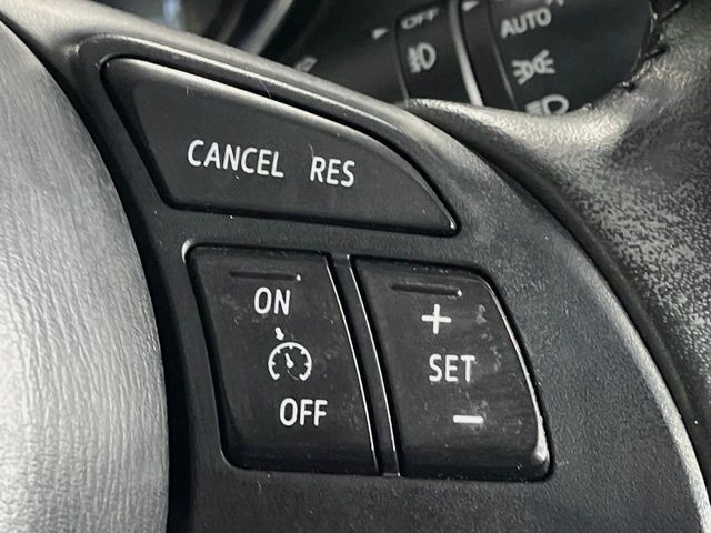 �y�N���[�Y�R���g���[���z�������H�����N���N���s�B�A�N�Z���𗣂��Ă���葬�x�ő��s���ł��A�������^�]���̕��S���y��!�����E�������ȒP�ȃX�C�b�`����Œ����ł��܂��B