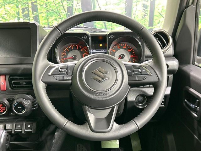 �y�����v�����X�e�A�����O�z�㎿�Ȋv���g�p���邱�ƂŁA��ɂ����������݂ƂĂ��^�]���₷���n���h���ł���