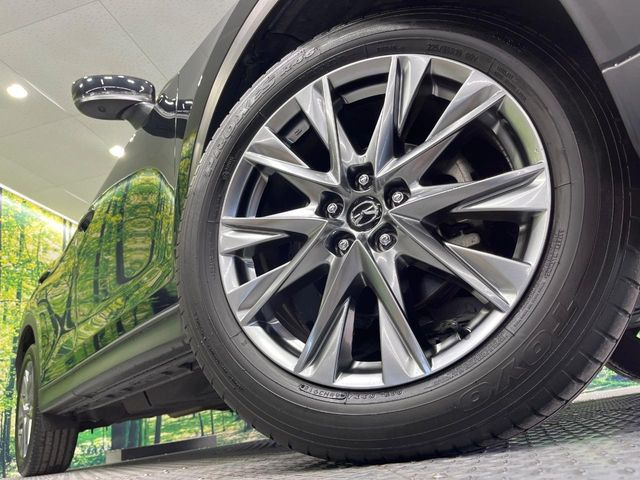 �y����19�C���`�A���~�z�C�[���z�O�ςɃ}�b�`���������A���~�z�C�[���𑕒����Ă���܂��B�e��ЊO�A���~�z�C�[����A�X�^�b�h���X�^�C�����戵�����Ă���܂��B���񂲑��k����������