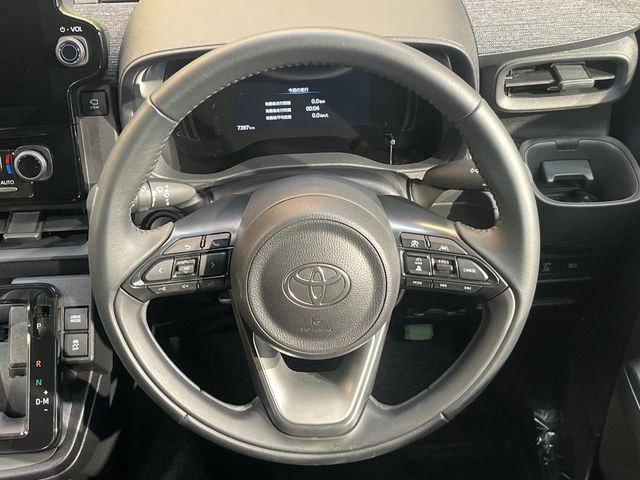 �y�����v�����X�e�A�����O�z�㎿�Ȋv���g�p���邱�ƂŁA��ɂ����������݂ƂĂ��^�]���₷���n���h���ł���