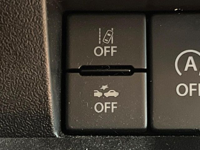 �y�X�Y�L �Z�[�t�e�B�T�|�[�g�z���s���ɑO���̎ԗ�����F�����A�Փ˂������Ȏ��͌x��ƃu���[�L�ŏՓˉ���Ɣ�Q�y�����A�V�X�g�B�����S�Ƀh���C�u�����y���݂��������܂��B