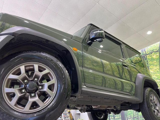 �y�O���[�h��p����15�C���`�A���~�z�C�[���z�f�U�C�����̍��������A���~�z�C�[���𑕒����Ă���܂��B�e��ЊO�A���~�z�C�[����A�X�^�b�h���X�^�C�����戵�����Ă���܂��B���񂲑��k����������