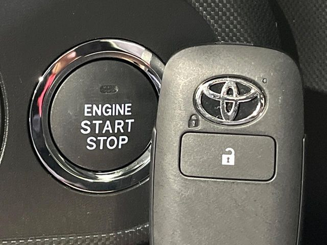 �y�X�}�[�g�L�[�z�J�o����|�P�b�g�ɓ��ꂽ�܂܂ł��h�A�̎{���E�������\�ȃX�}�[�g�L�[�𑕔��B�G���W���̃I���E�I�t�����J�M�����o���K�v����������Ƃ��Ă��֗��ł���