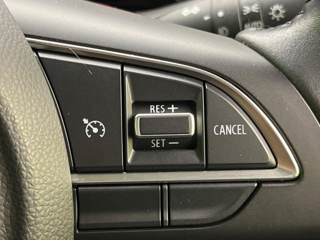 �y�N���[�Y�R���g���[���z�������H�����N���N���s�B�A�N�Z���𗣂��Ă���葬�x�ő��s���ł��A�������^�]���̕��S���y��!�����E�������ȒP�ȃX�C�b�`����Œ����ł��܂��B