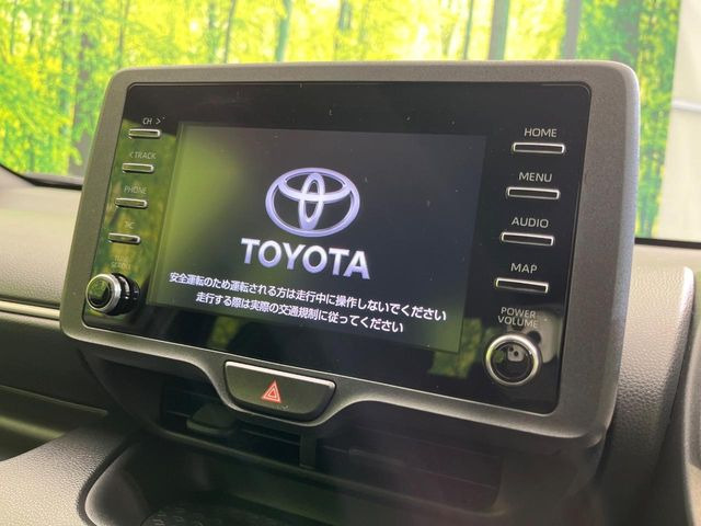 �y8�C���` �f�B�X�v���C�I�[�f�B�I�z���ʂ̃f�B�X�v���C��AppleCarPlay��AndroidAuto�����p�\�B�傫�ȉ�ʂŃX�}�z�i�r�A�v���������p���������܂���