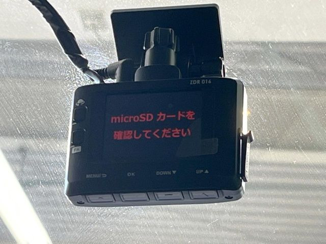 �y�h���C�u���R�[�_�[�z�h���C�u���R�[�_�[����!���s���͂������A������^�]�⎖�̂ɑ��������ہA�f���ŋL�^���A����̃��X�N�ɔ����܂��B���L�^�pSD�J�[�h�͂��q�l�����g�ł��������������K�v������܂��B