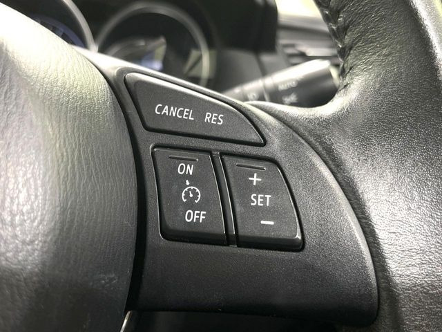 �y�N���[�Y�R���g���[���z�������H�����N���N���s�B�A�N�Z���𗣂��Ă���葬�x�ő��s���ł��A�������^�]���̕��S���y��!�����E�������ȒP�ȃX�C�b�`����Œ����ł��܂��B