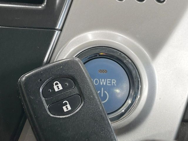 �y�X�}�[�g�L�[�z�J�o����|�P�b�g�ɓ��ꂽ�܂܂ł��h�A�̎{���E�������\�ȃX�}�[�g�L�[�𑕔��B�G���W���̃I���E�I�t�����J�M�����o���K�v����������Ƃ��Ă��֗��ł���