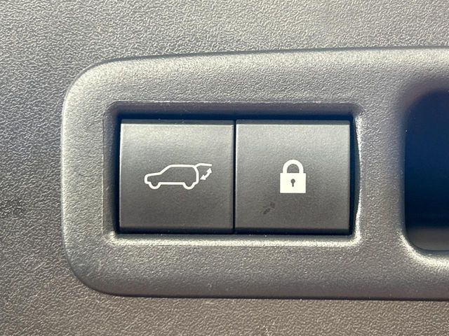 �y�p���[�o�b�N�h�A�z�X�}�[�g�L�[��^�]�Ȃ̃{�^�������������Ń��A�Q�[�g�������ŊJ���܂�!�ו��������Ă��鎞��A�����ʒu�ɂ���o�b�N�h�A��߂�ۂɕ֗��ȋ@�\�ł���