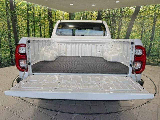 �ύڗ�500kg�̍L�X�Ƃ����f�b�L�́A�V�т���d���܂ő��p�r�Ɏg���܂��B�x�b�h���C�i�[��g�m�J�o�[�̎��t���������k��������