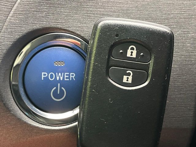 �y�X�}�[�g�L�[�z�J�o����|�P�b�g�ɓ��ꂽ�܂܂ł��h�A�̎{���E�������\�ȃX�}�[�g�L�[�𑕔��B�G���W���̃I���E�I�t�����J�M�����o���K�v����������Ƃ��Ă��֗��ł���