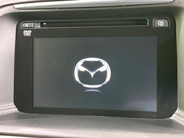 �y�}�c�_�R�l�N�g�i�r�z�ԓ��̕��͋C�Ƀ}�b�`������̌^�^�C�v�̃i�r�B�e����q�ݒ��Bluetooth�Đ����A�l�X�ȋ@�\���y���߂܂��B�����I�ȃ_�C�������삪�\�ŁA�g��������ǍD�ł��B