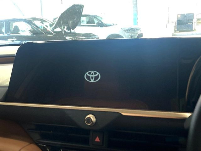 �y���[�J�[�����i�r�z�C���e���A�ɗn�����ރX�^�C���b�V���ȁu��p�݌v�v���[�J�[�i�r�𑕔��􎋔F���⑀�쐫�ȂǊ�{���\�ɂ��D��A���㎿�ȃJ�[���C�t�����y���݂��������܂��B