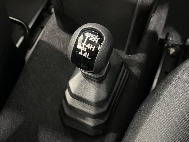 4WD�̂��Ԃł��̂ŁA�ᓹ�ł����S�ł���~��n�n��ɂ��Z�܂��̕��ȊO�ɂ��A�E�B���^�[�X�|�[�c����̕���~��n��֋A�Ȃ����@�������ɂ���������!