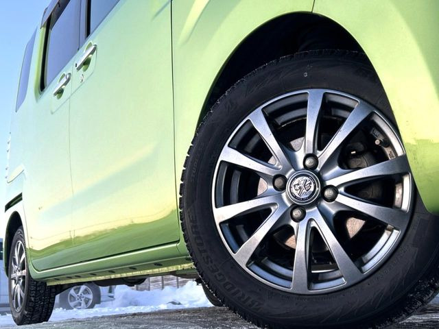 �y14�C���`�A���~�z�C�[���z�O�ςɃ}�b�`�����A���~�z�C�[���𑕒����Ă���܂��B�e��A���~�z�C�[����A�X�^�b�h���X�^�C�����戵�����Ă���܂��B���񂲑��k����������