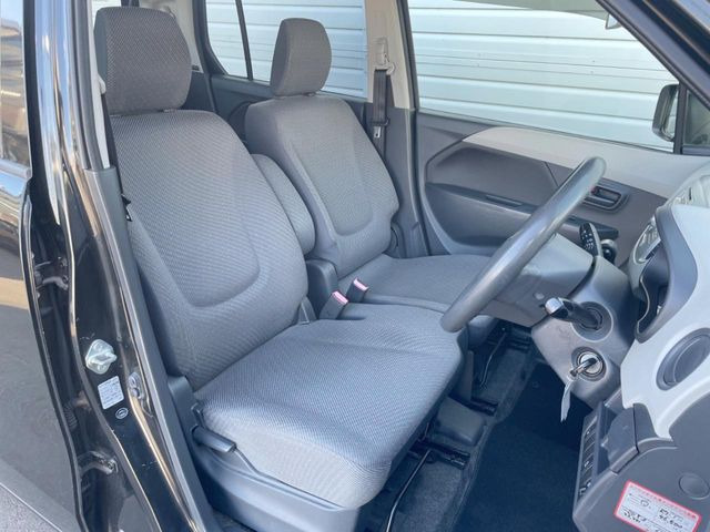 �^�]�Ȃ܂��ɂ͏\���ȃX�y�[�X������A�啿�ȕ��ł��������^�]���Ă�����������ł��B