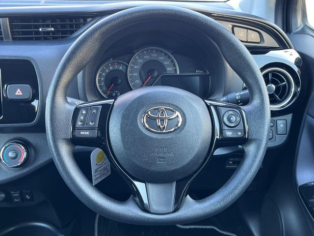 �y�X�e�A�����O�X�C�b�`�z�^�]���A�O������ڐ������炷���ƂȂ��A�I�[�f�B�I���̑��삪�\�ȕ֗��@�\!���S&���K�ȃh���C�u�����o���Ă���܂���