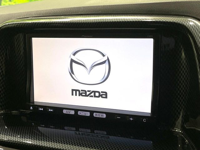 �y���[�J�[�����i�r�z�C���e���A�ɗn�����ރX�^�C���b�V���ȁu��p�݌v�v���[�J�[�i�r�𑕔��􎋔F���⑀�쐫�ȂǊ�{���\�ɂ��D��A���㎿�ȃJ�[���C�t�����y���݂��������܂��B