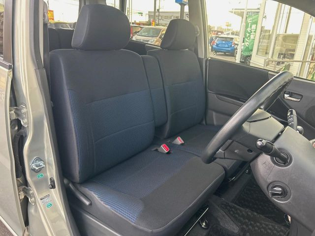 �^�]�Ȃ܂��ɂ͏\���ȃX�y�[�X������A�啿�ȕ��ł��������^�]���Ă�����������ł��B