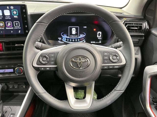 �y�����v�����X�e�A�����O�z�㎿�Ȋv���g�p���邱�ƂŁA��ɂ����������݂ƂĂ��^�]���₷���n���h���ł���