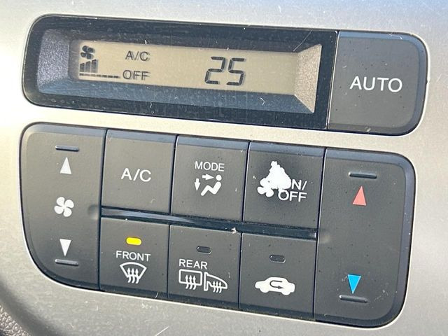 �y�I�[�g�G�A�R���z��x���D�݂̉��x�ɐݒ肷��΁A�ԓ��̉��x�����m�����ʂ≷�x�������Œ����B����&hellip;����&hellip;�Ɖ��x���X�C�b�`���������K�v�͂���܂���B���K�Ȏԓ���Ԃɂ͕K�{�̋@�\�ł��ˁ�