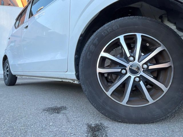 �y13�C���`�A���~�z�C�[���z�O�ςɃ}�b�`�����A���~�z�C�[���𑕒����Ă���܂��B�e��A���~�z�C�[����A�X�^�b�h���X�^�C�����戵�����Ă���܂��B���񂲑��k����������