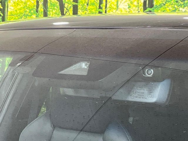 �y�g���^�Z�[�t�e�B�Z���X�z���s���ɑO���̎ԗ�����F�����A�Փ˂������Ȏ��͌x��ƃu���[�L�ŏՓˉ���Ɣ�Q�y�����A�V�X�g�B�����S�Ƀh���C�u�����y���݂��������܂��B