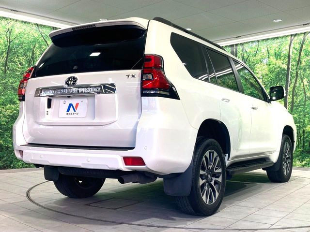 ☆全国のネクステージからお取り寄せが可能※!遠方の店舗に展示してあるクルマが気になる場合も、最寄りの店舗でご覧いただくことが可能です!是非私たちに要望をお聞かせください!※別途費用