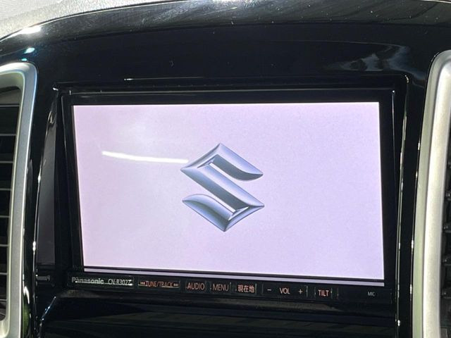 �y�����i�r�z�l�C�̏����i�r�𑕔��B�I�[�f�B�I�@�\���[�����Ă���ABluetooth�ڑ�����΂������̃X�}�z��MP3�v���C���[�̉��y���Đ��\!�����̉^�]������Ɋy�����Ȃ�܂�!!