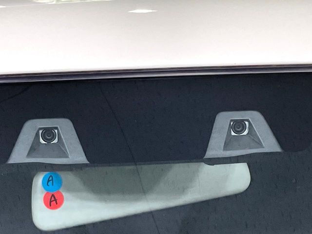 �y�X�Y�L �Z�[�t�e�B�T�|�[�g�z���s���ɑO���̎ԗ�����F�����A�Փ˂������Ȏ��͌x��ƃu���[�L�ŏՓˉ���Ɣ�Q�y�����A�V�X�g�B�����S�Ƀh���C�u�����y���݂��������܂��B