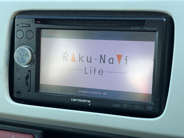 �y�i�r�Q�[�V�����z�g���₷���i�r�ŖړI�n�܂ł�������ē����Ă���܂��B�e��I�[�f�B�I�Đ��@�\���[�����Ă���A���Ԃ̉^�]������Ɋy�����Ȃ�܂�!!