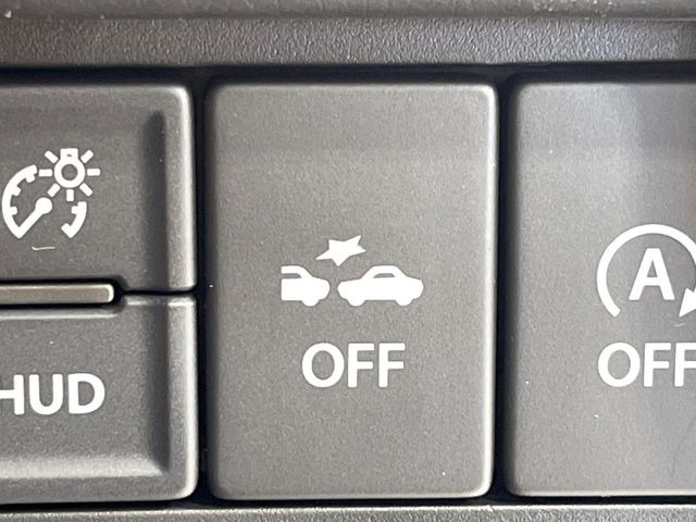 �y�X�Y�L �Z�[�t�e�B�T�|�[�g�z���s���ɑO���̎ԗ�����F�����A�Փ˂������Ȏ��͌x��ƃu���[�L�ŏՓˉ���Ɣ�Q�y�����A�V�X�g�B�����S�Ƀh���C�u�����y���݂��������܂��B