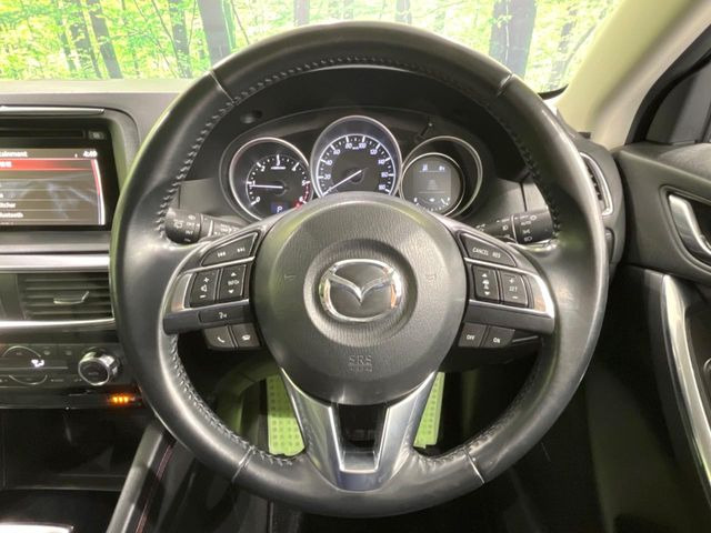 �y�����v�����X�e�A�����O�z�㎿�Ȋv���g�p���邱�ƂŁA��ɂ����������݂ƂĂ��^�]���₷���n���h���ł���