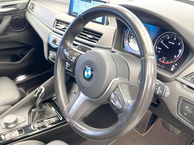 ���n���h�����̃X�������Ȃ��A���ꂢ�ȏ�Ԃ��ێ����Ă���܂��B�e�X�C�b�`���̓�����m�F�ς݂ł��B