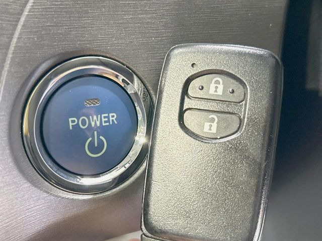 �y�X�}�[�g�L�[�z�J�o����|�P�b�g�ɓ��ꂽ�܂܂ł��h�A�̎{���E�������\�ȃX�}�[�g�L�[�𑕔��B�G���W���̃I���E�I�t�����J�M�����o���K�v����������Ƃ��Ă��֗��ł���