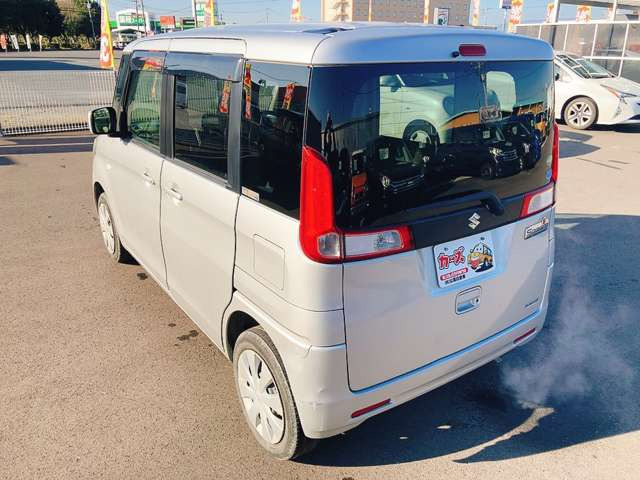 ���X�ł͌y�����Ԃ��畁�ʎԂ܂ŕ��L���I�[�����[�J�[�̎Ԏ�E�F�E�O���[�h��L�x�ɑ����Ă���܂��B