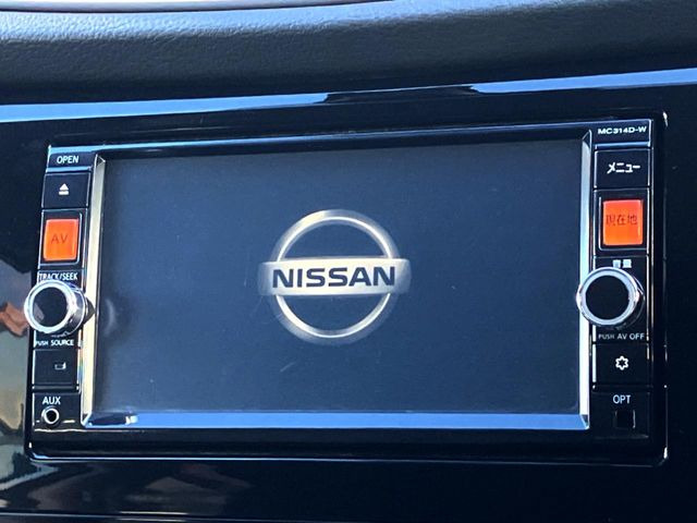 �������̃i�r����������Ă���܂�!�G���W�������������ɁA���[�J�[�̃��S���o�Ă���̂��������ł���