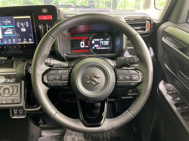 �y�����v�����X�e�A�����O�z�㎿�Ȋv���g�p���邱�ƂŁA��ɂ����������݂ƂĂ��^�]���₷���n���h���ł���