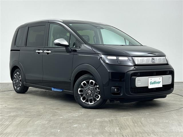 フリード1.5 e:HEV クロスター