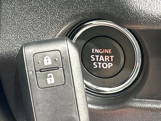 �y�L�[���X�X�^�[�g�V�X�e���z�J�o����|�P�b�g�ɓ��ꂽ�܂܂ł��h�A�̎{���E�������\�ȃX�}�[�g�L�[�𑕔��B�G���W���̃I���E�I�t�����J�M�����o���K�v����������Ƃ��Ă��֗��ł���