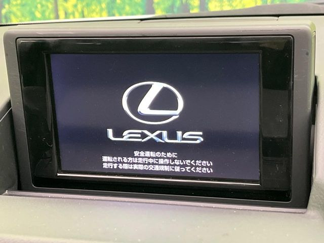 �y�����i�r�z�l�C�̏����i�r�𑕔����Ă���܂��B�i�r�̎g���₷���͂������A�I�[�f�B�I�@�\���[��!�L�����v�◷�s�͂������A�ʋ΂┃�����ȂǕ��i�̃h���C�u���y�����Ȃ�͂���