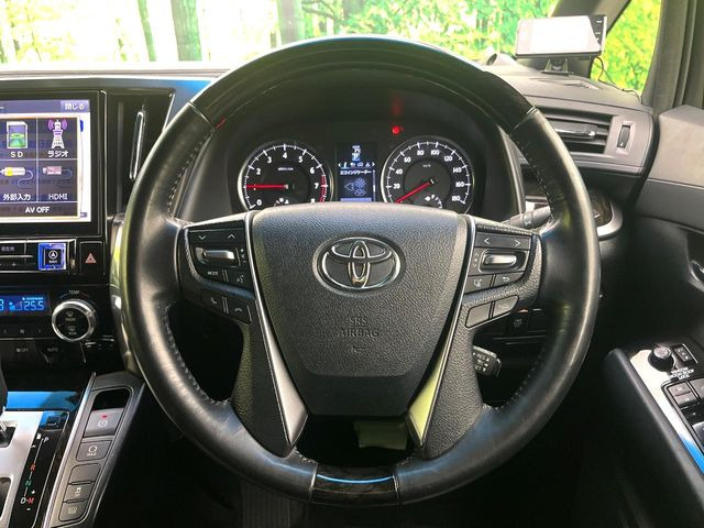 �y�����v�����X�e�A�����O�z�㎿�Ȋv���g�p���邱�ƂŁA��ɂ����������݂ƂĂ��^�]���₷���n���h���ł���